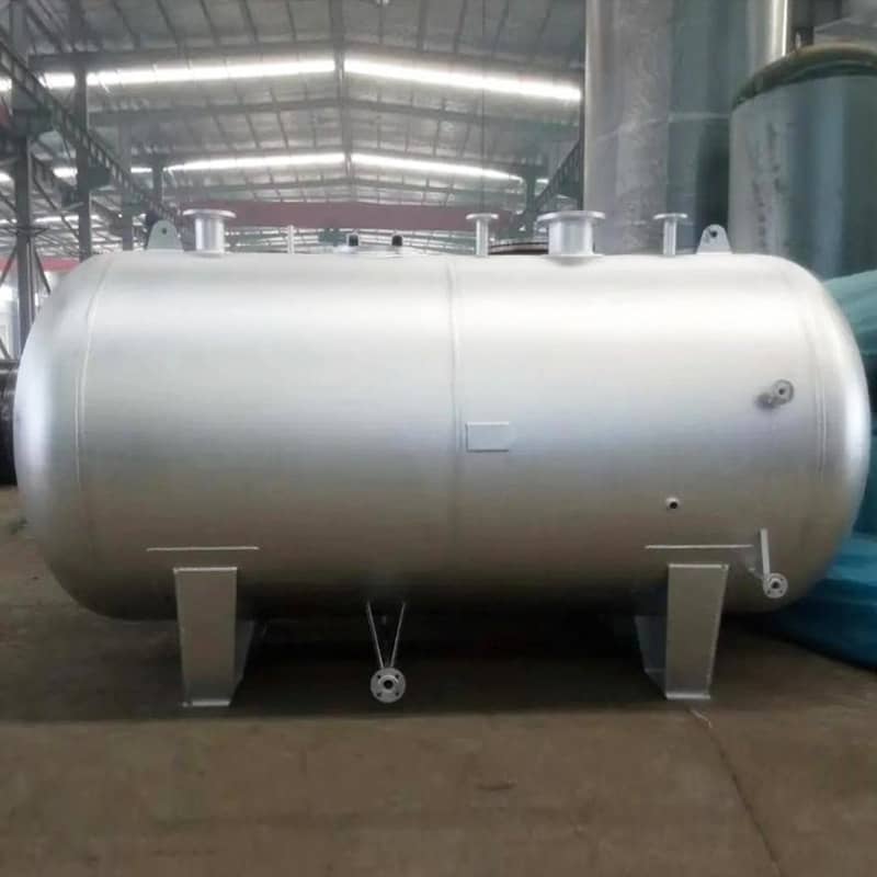 Range of stainless steel vacuum hoppers from 50L to 5000L capacity